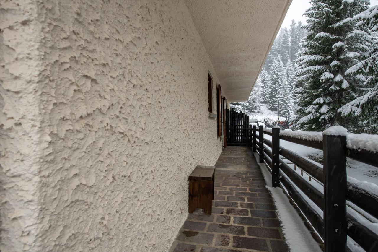 Apartment Madonna Di Campiglio Nd Exteriör bild
